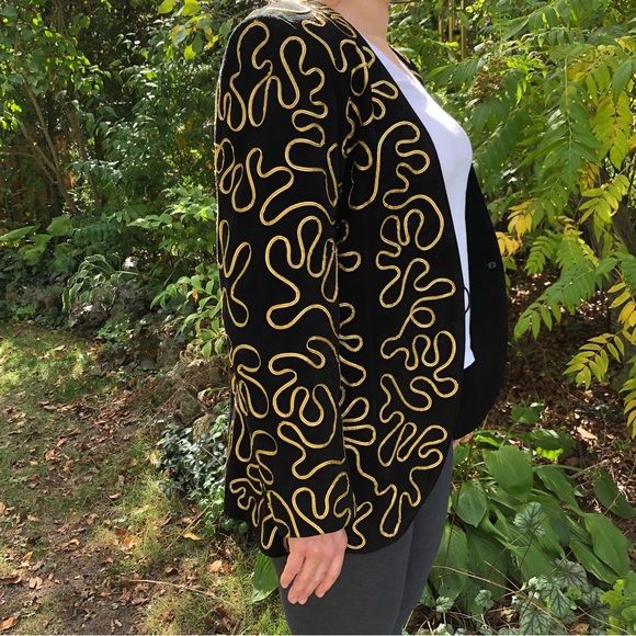 Vintage Danier Suede jacket with gold braid trim - Picture 14 of 15